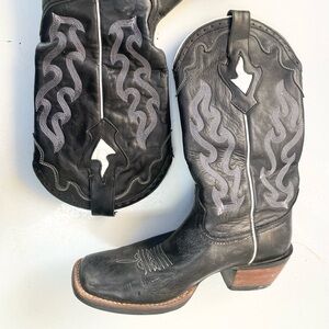 Ariat Women’s Cowboy boots